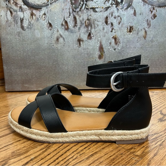 a.n.a | Blaze Faux Leather Open Toe Ankle Strap Espadrille Sandals Size 8 - Picture 1 of 10